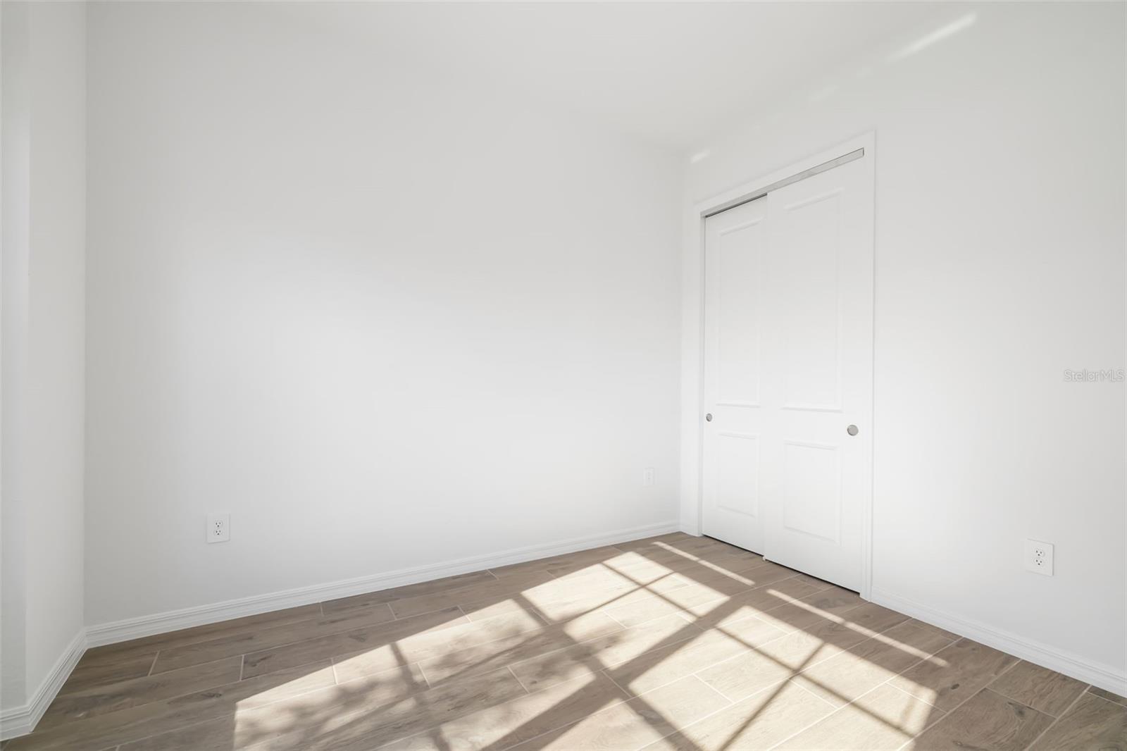 5613 LIGHTNING WHELK LN — photo 28
