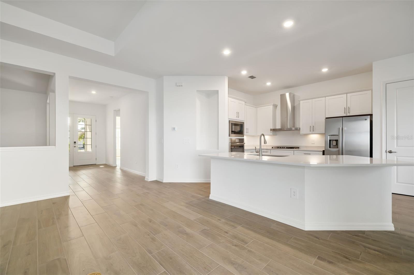 5613 LIGHTNING WHELK LN — photo 6