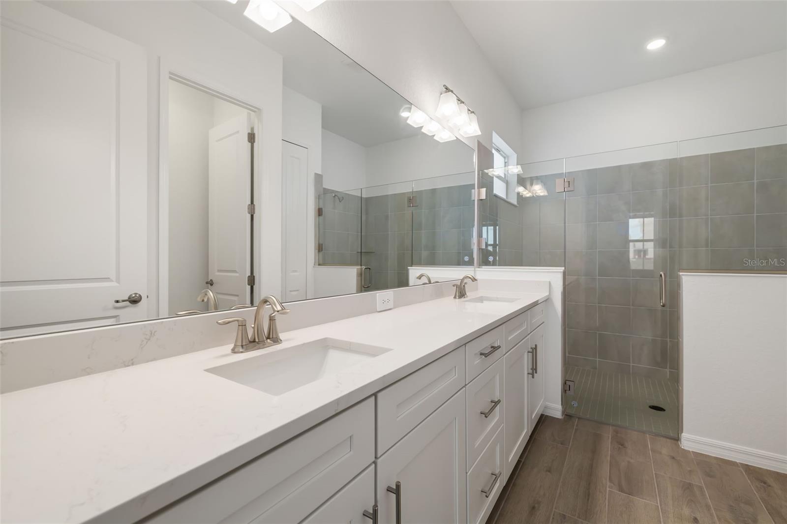 5613 LIGHTNING WHELK LN — photo 20