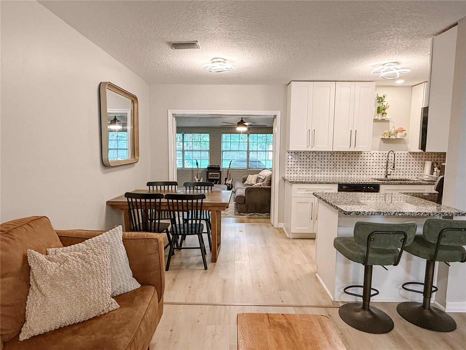 7413 LAKESHORE DR — photo 10