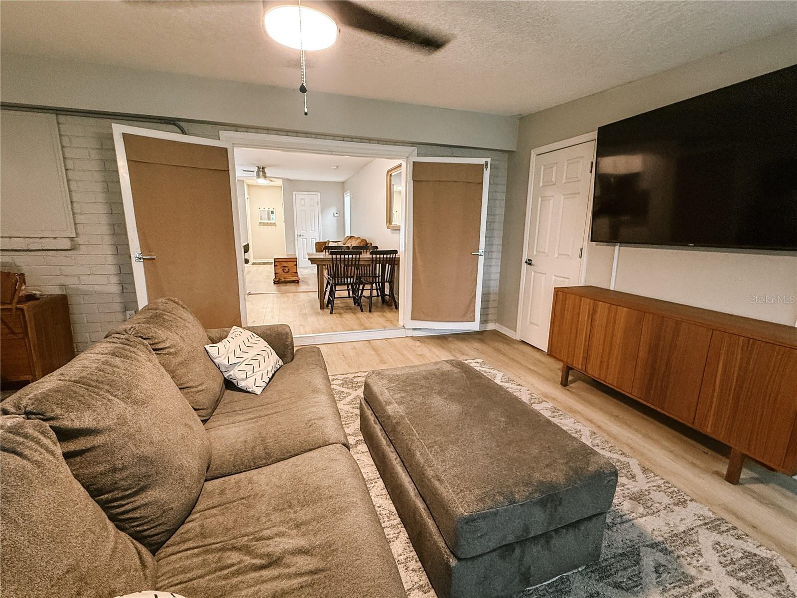7413 LAKESHORE DR — photo 13