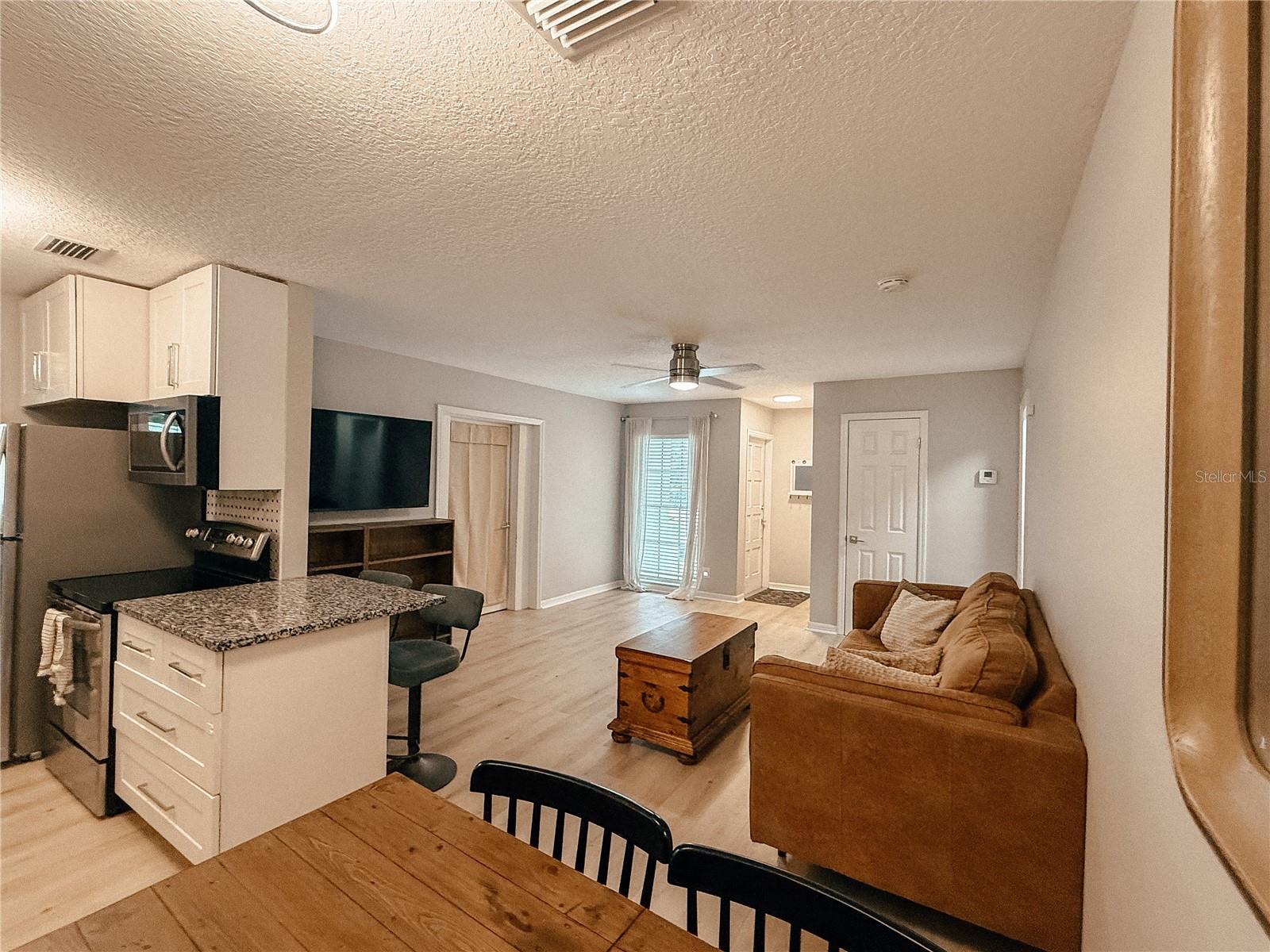 7413 LAKESHORE DR — photo 3
