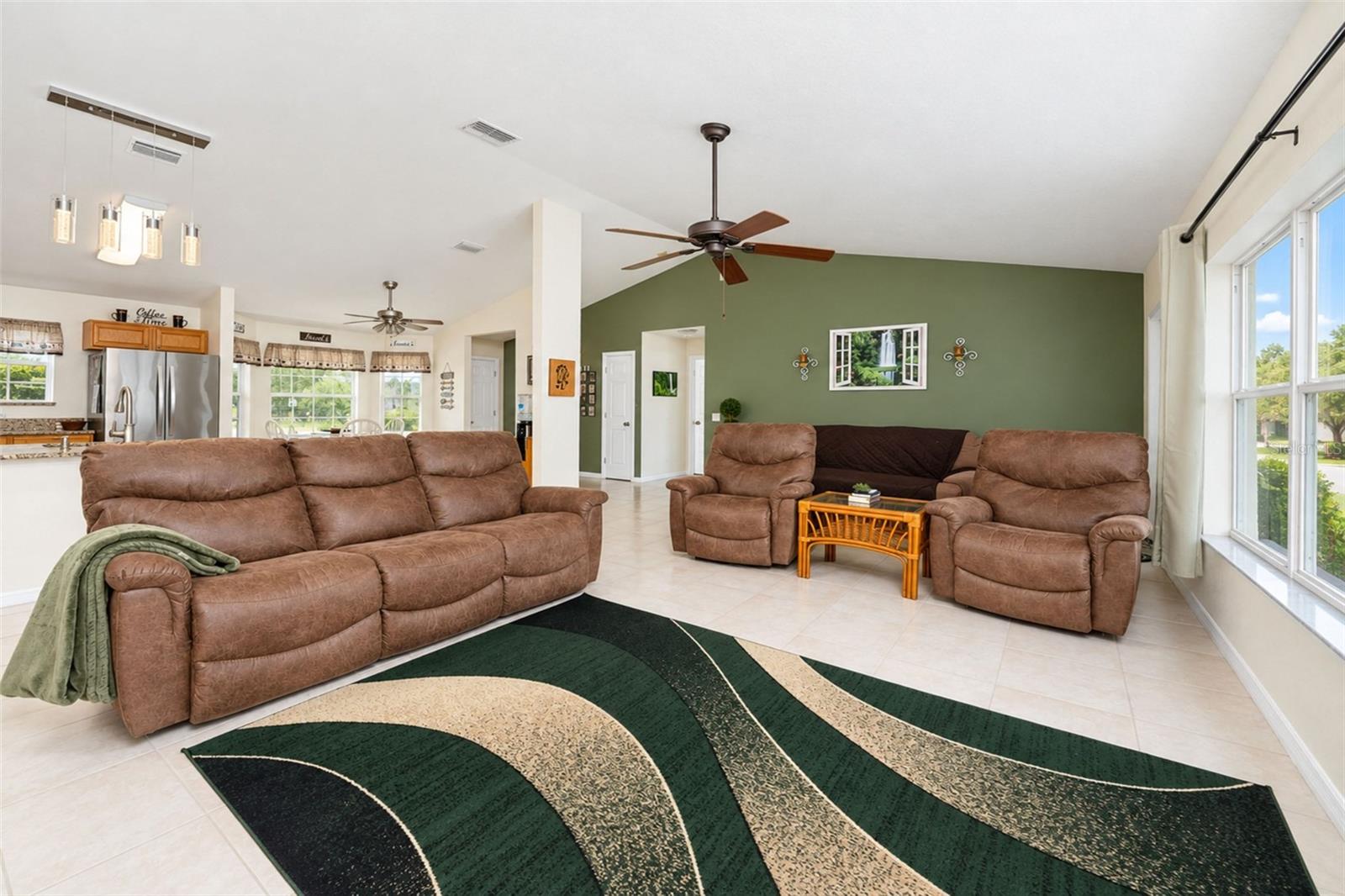 4196 SKYWAY AVE — photo 14
