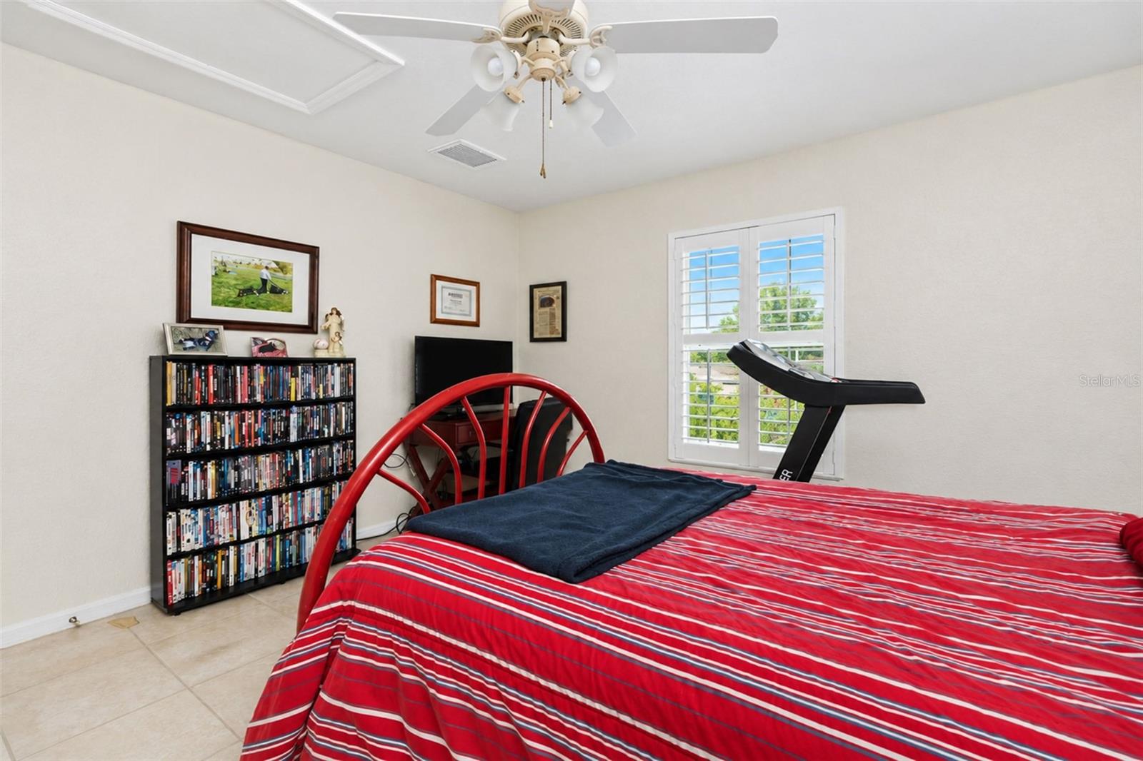 4196 SKYWAY AVE — photo 24