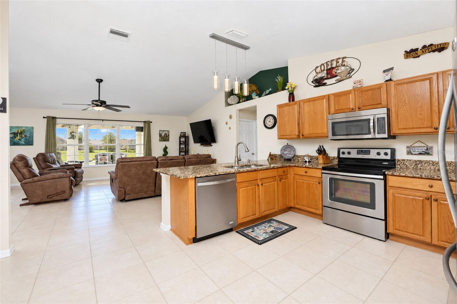4196 SKYWAY AVE — photo 5
