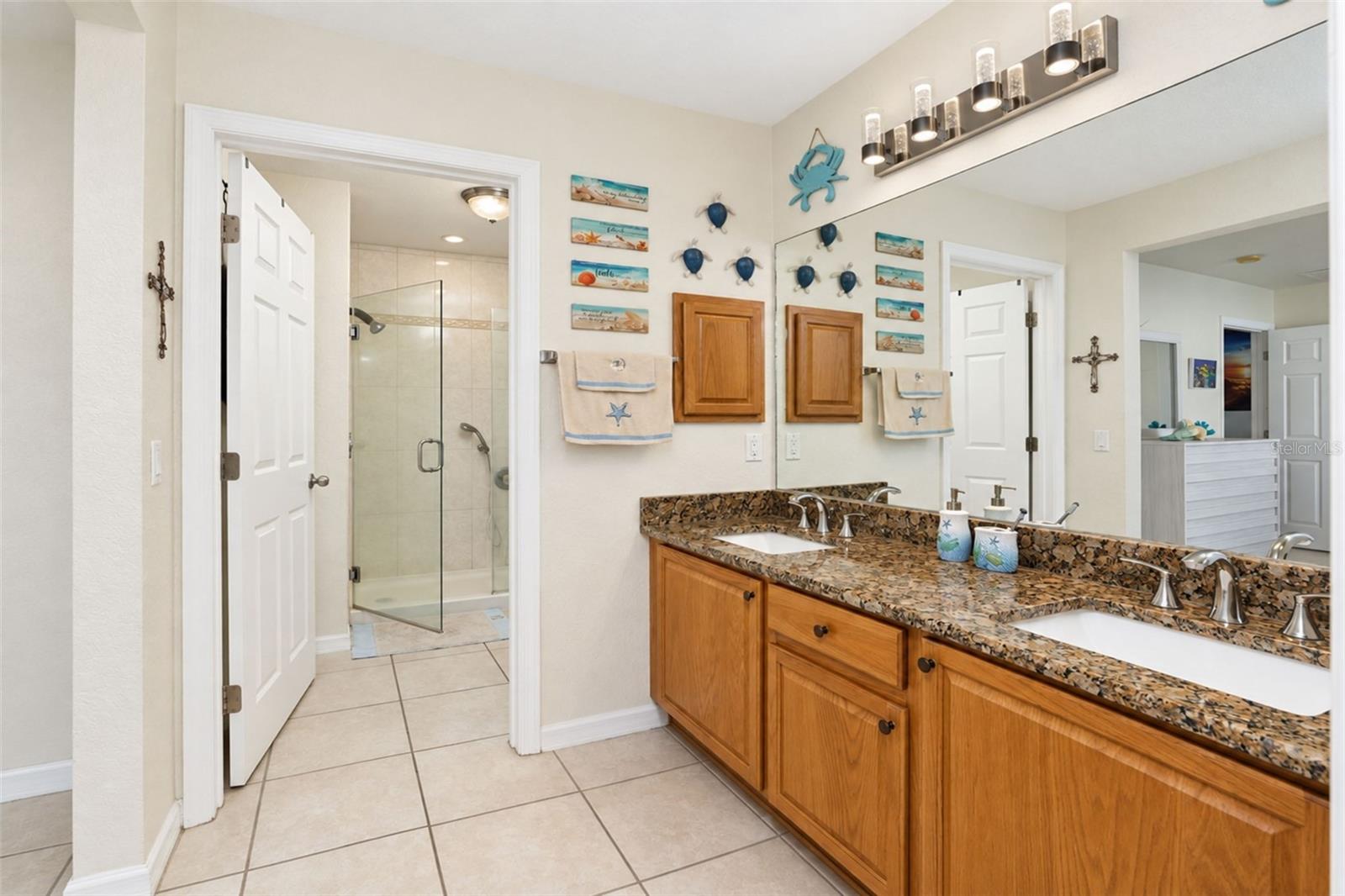 4196 SKYWAY AVE — photo 38