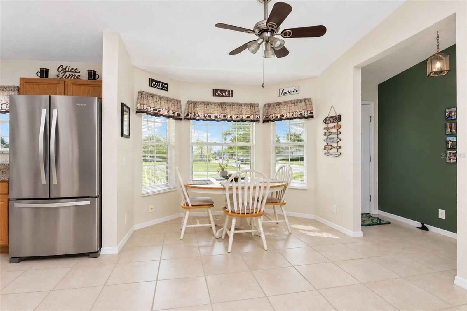 4196 SKYWAY AVE — photo 9