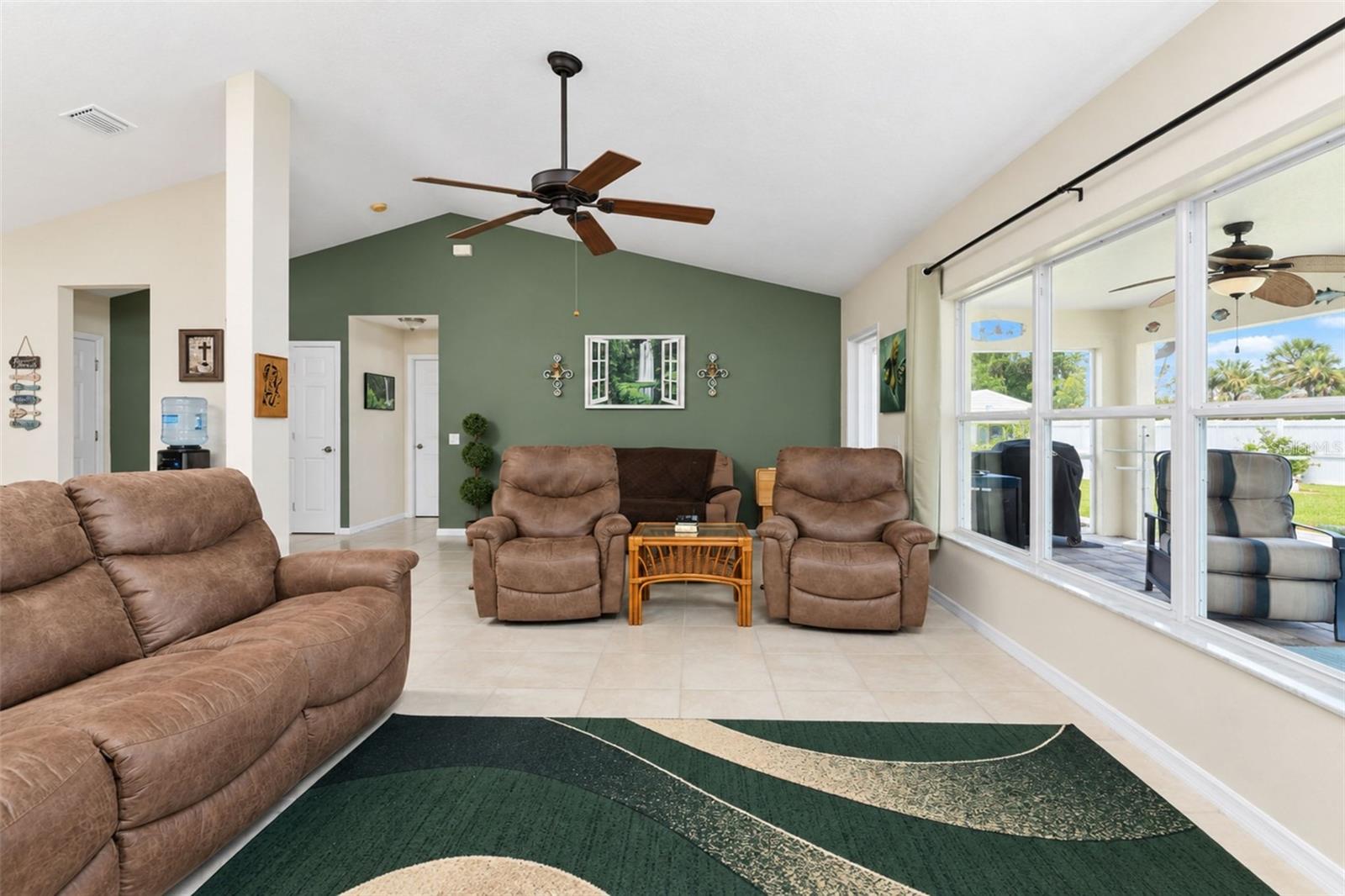 4196 SKYWAY AVE — photo 13