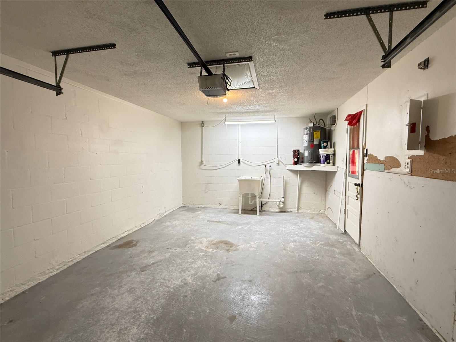 4937 HAZNER ST — photo 15