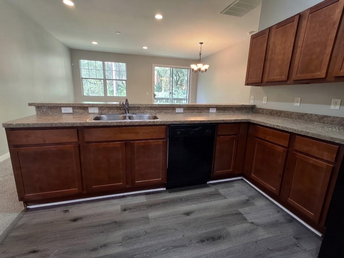 8319 KING BLOSSOM CT — photo 11