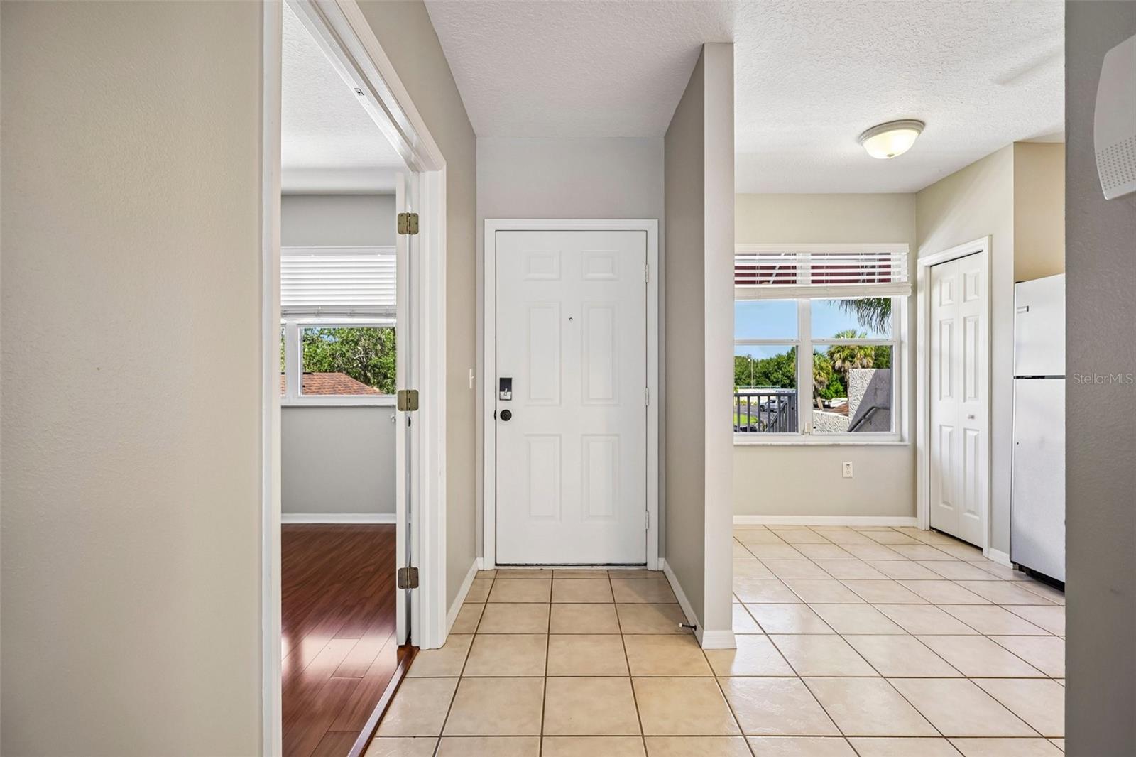 1400 WATER VIEW DR W #202 — photo 9