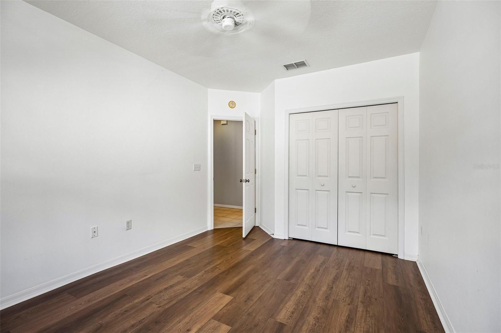 1400 WATER VIEW DR W #202 — photo 32