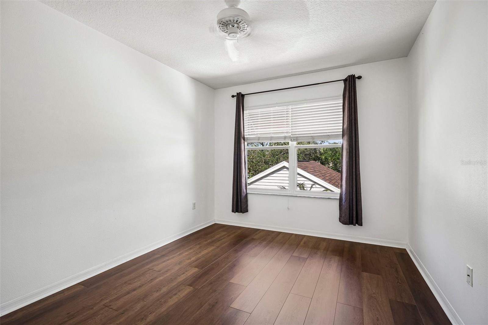 1400 WATER VIEW DR W #202 — photo 31