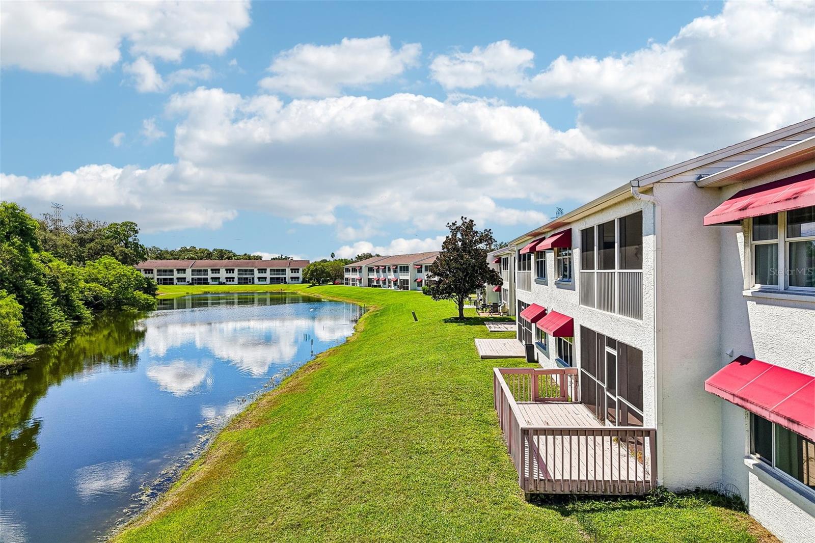 1400 WATER VIEW DR W #202 — photo 37