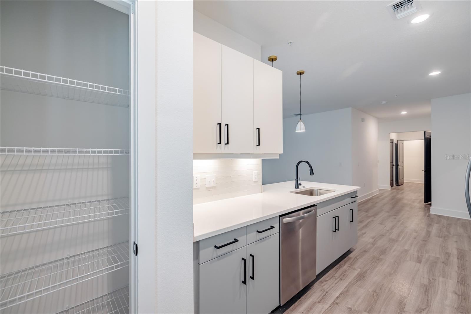 1420 LAKEFRONT DR #4112 — photo 9