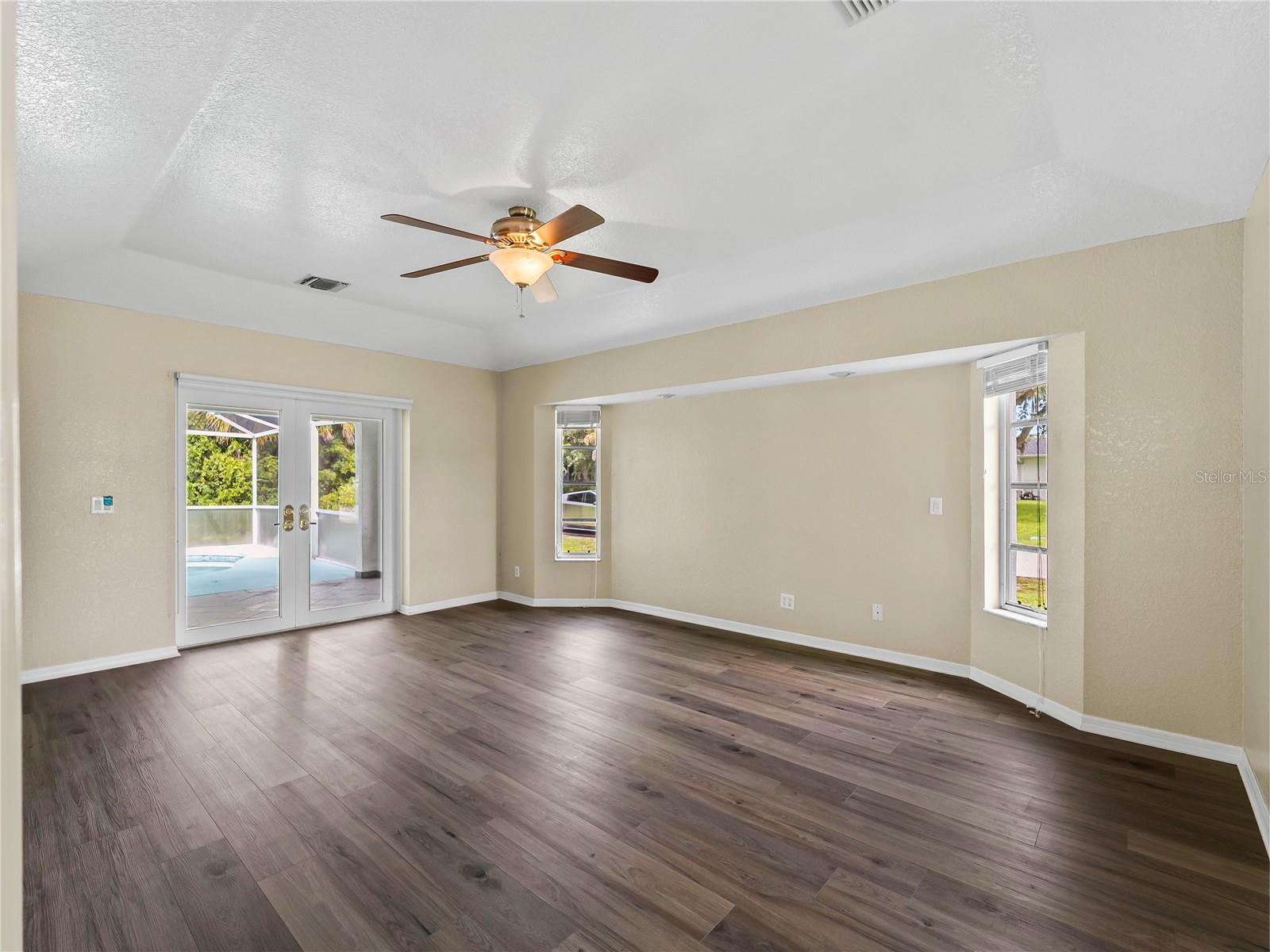 4009 ATWATER DR — photo 24