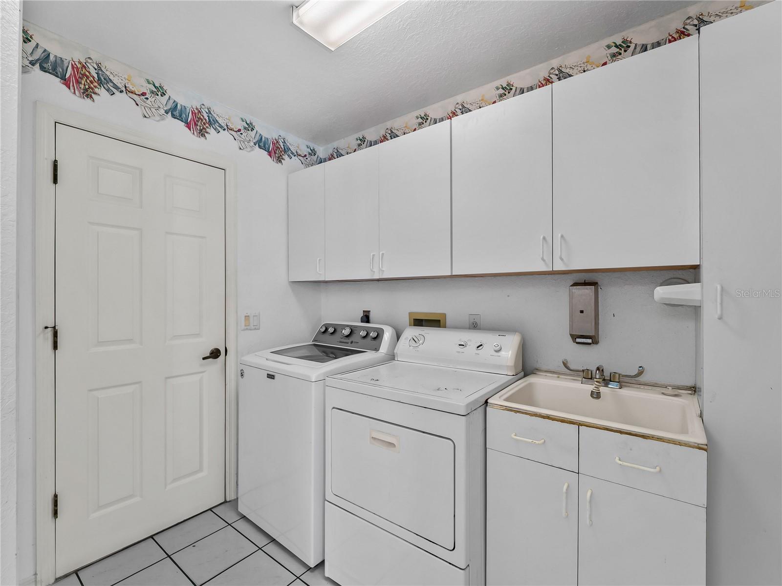 4009 ATWATER DR — photo 38