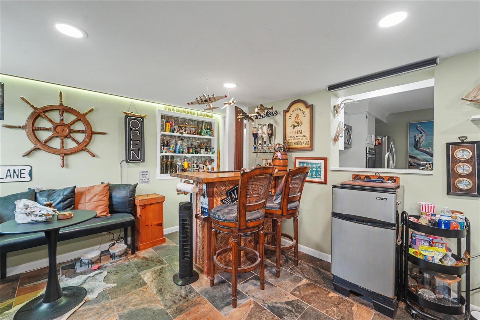 1779 AVON LN — photo 23