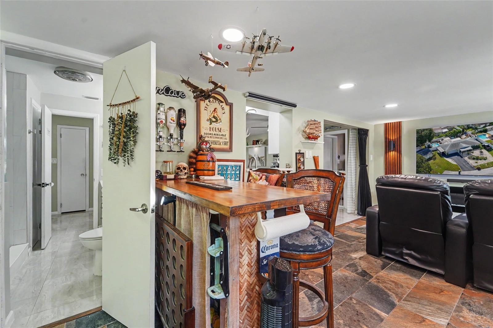 1779 AVON LN — photo 21
