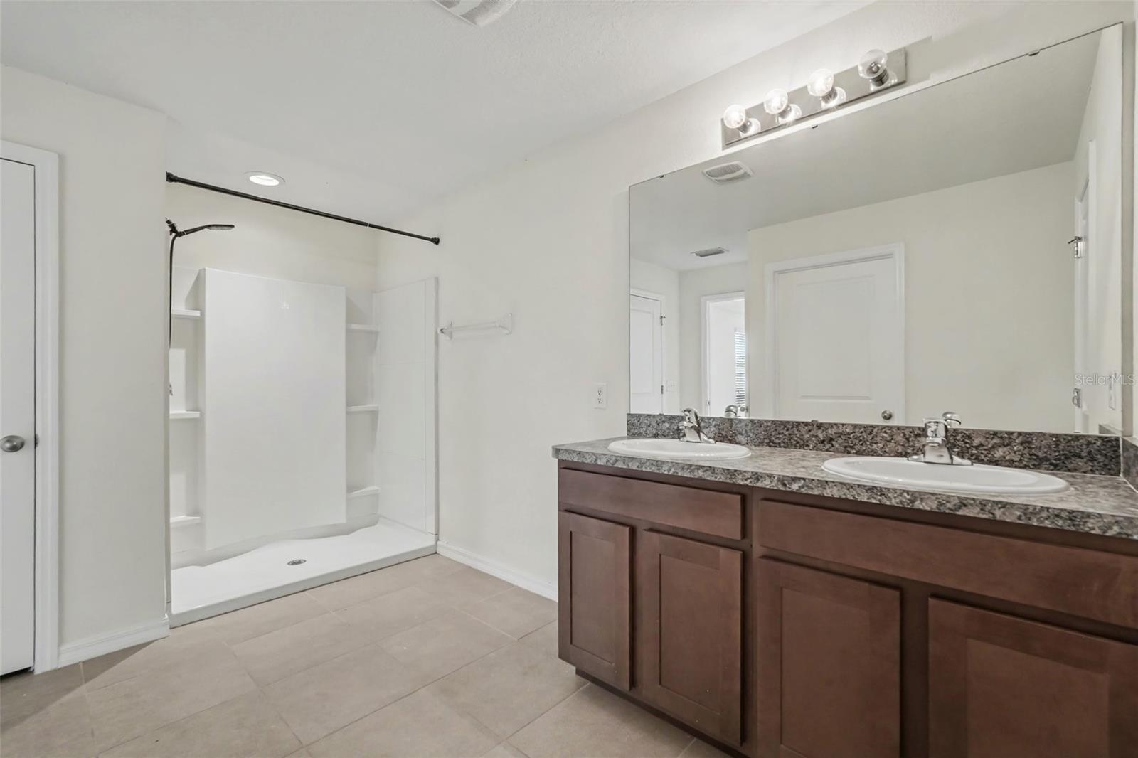7796 TUSCAN BAY CIR — photo 18