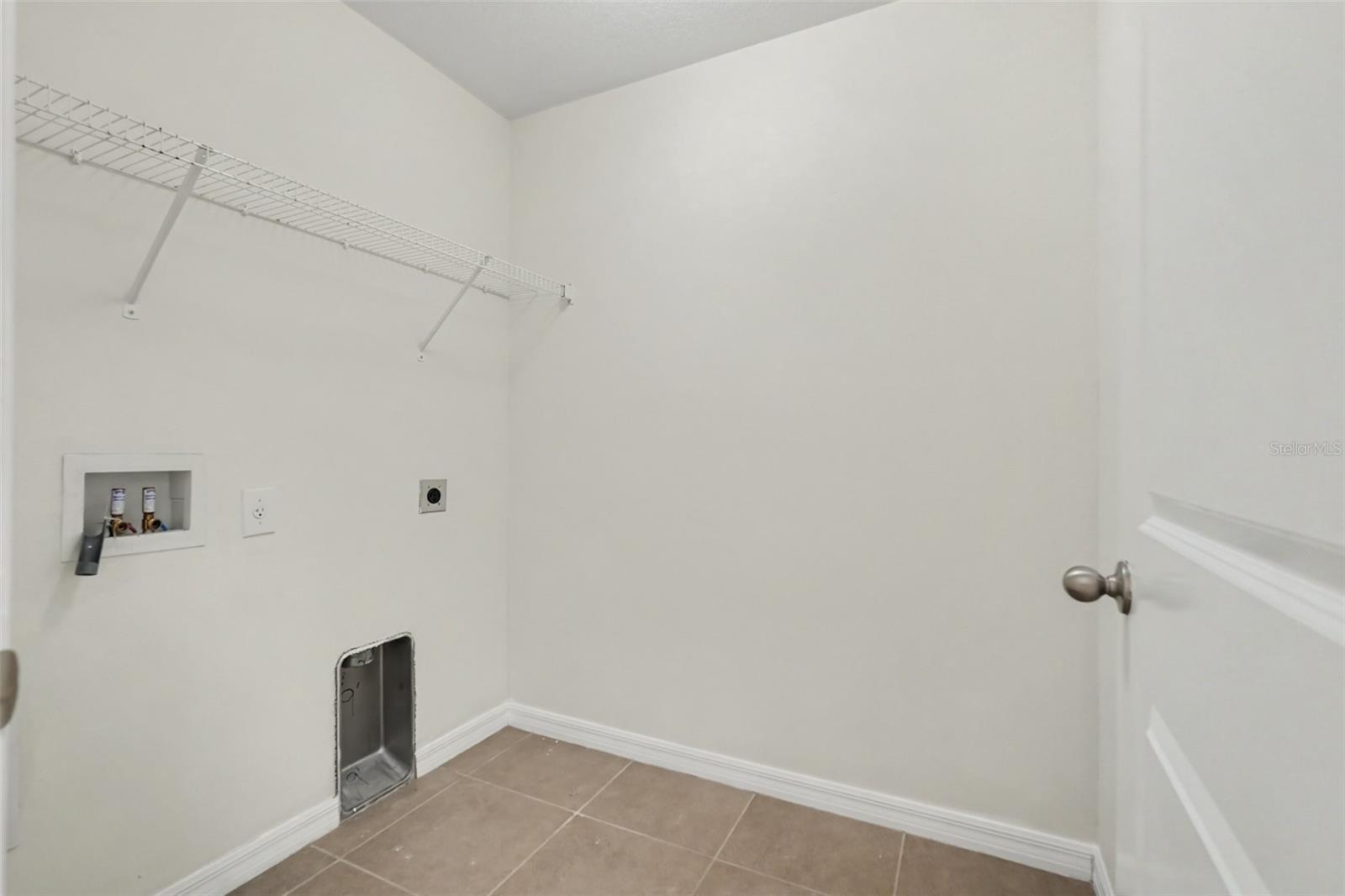 7796 TUSCAN BAY CIR — photo 23