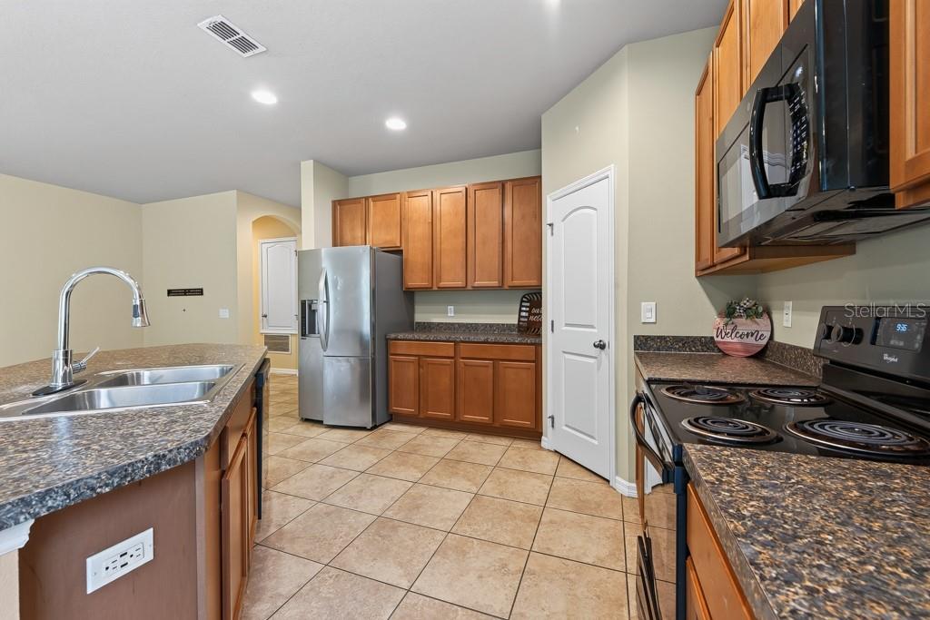 11601 TANGLE STONE DR — photo 17