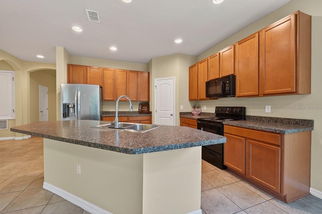 11601 TANGLE STONE DR — photo 15