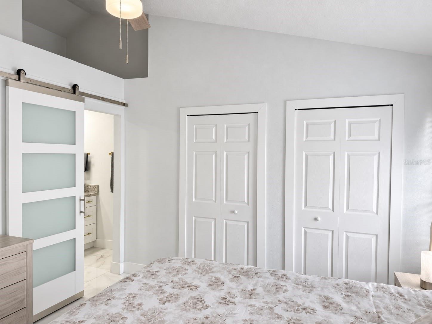 5483 FRIARSWAY DR — photo 38
