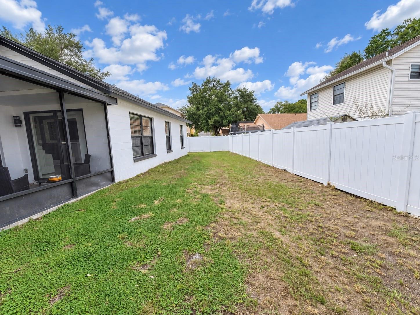 5483 FRIARSWAY DR — photo 49