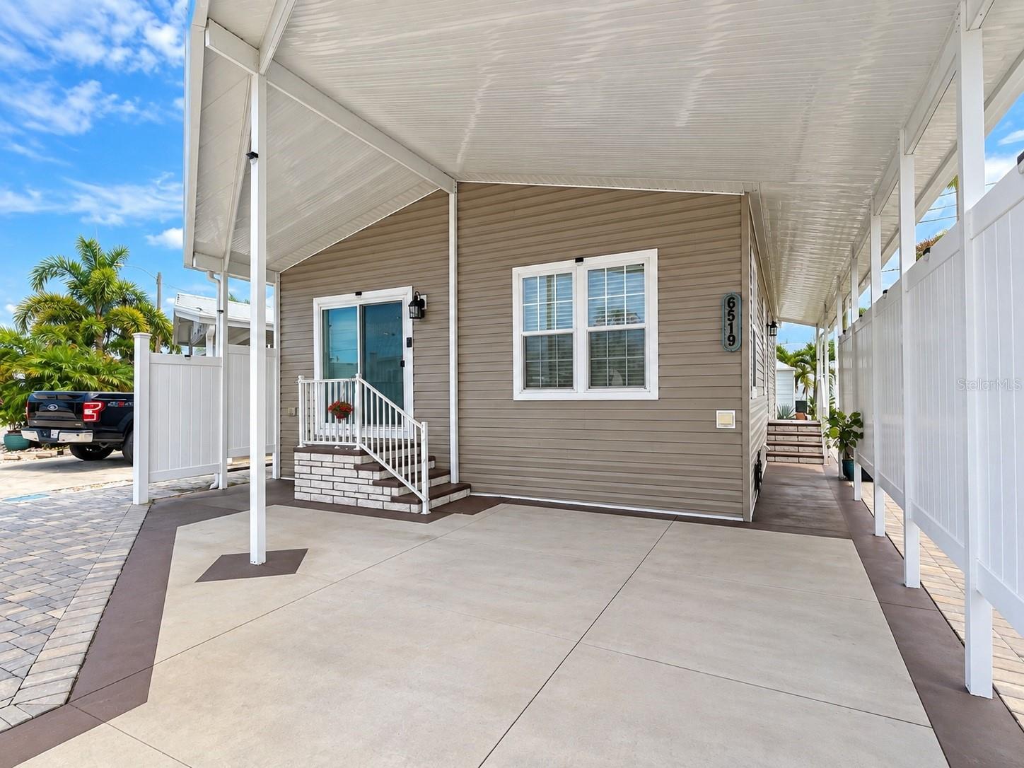 6519 OREGON ST — photo 2