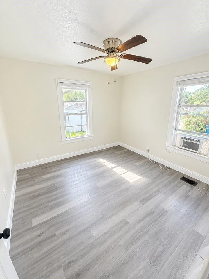 1314 W 16TH ST #1 — photo 3