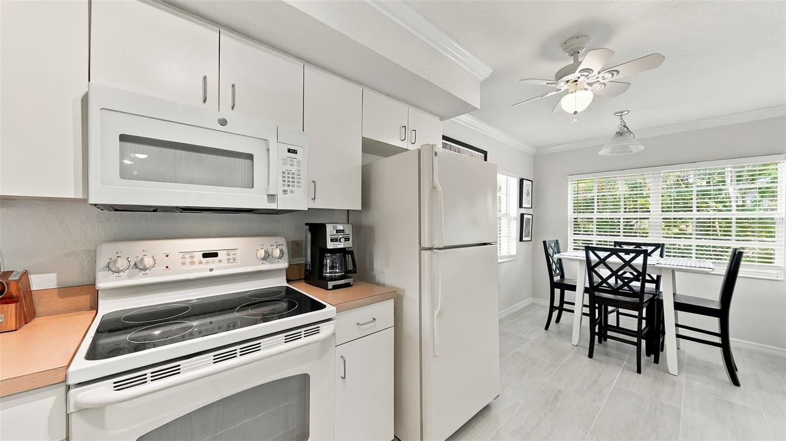516 HOWARD CT — photo 13