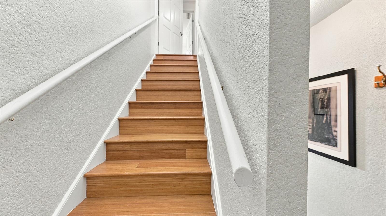 516 HOWARD CT — photo 21
