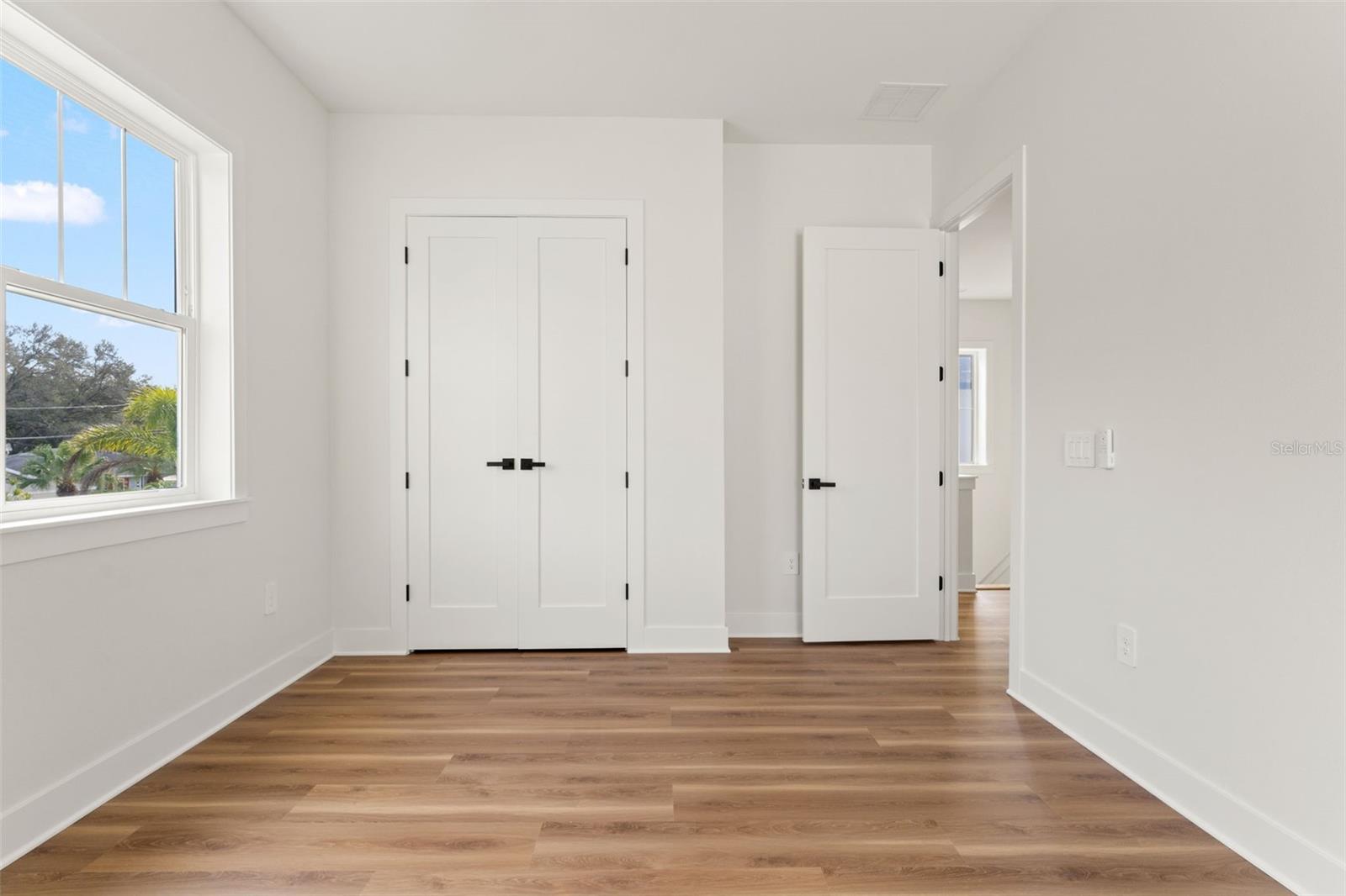 10154 HODSON PL — photo 34