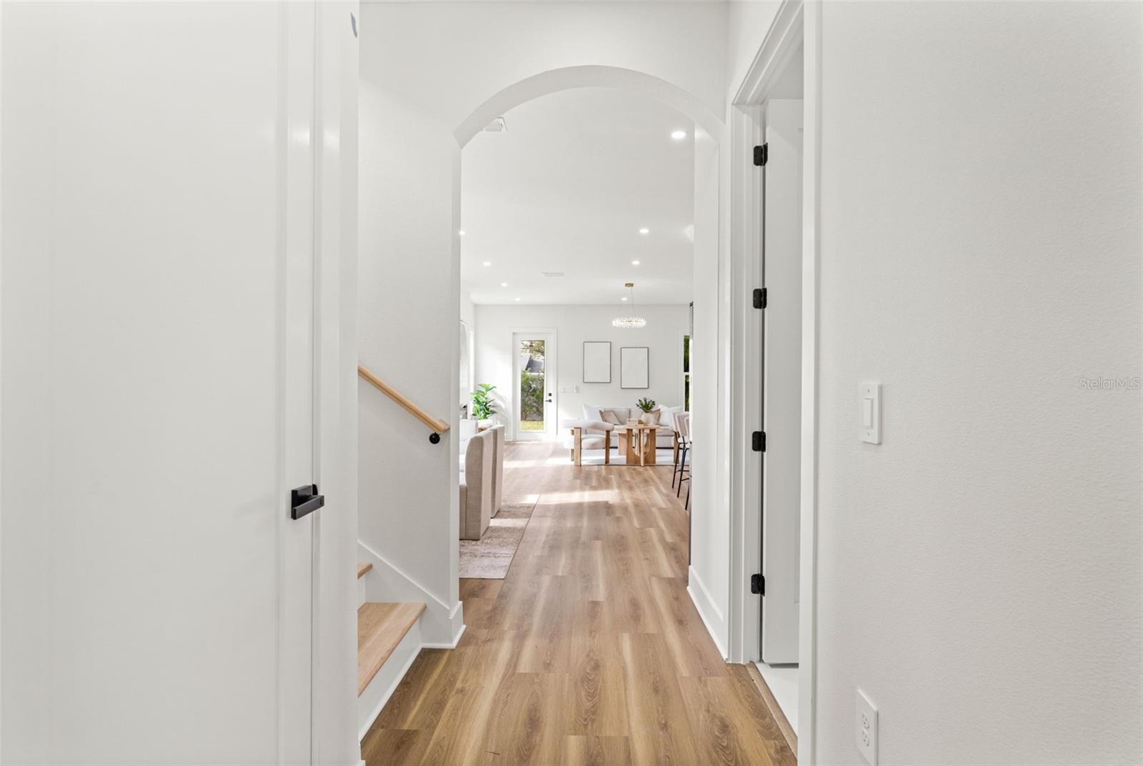 10154 HODSON PL — photo 10