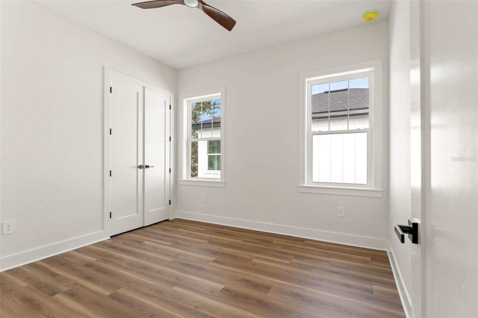 10154 HODSON PL — photo 33