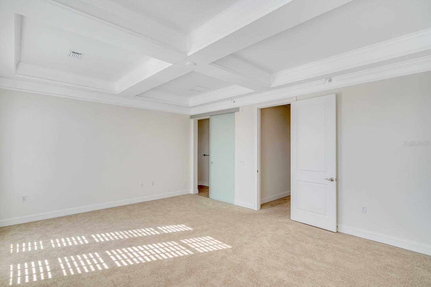 390 NEWBURY PL N — photo 20