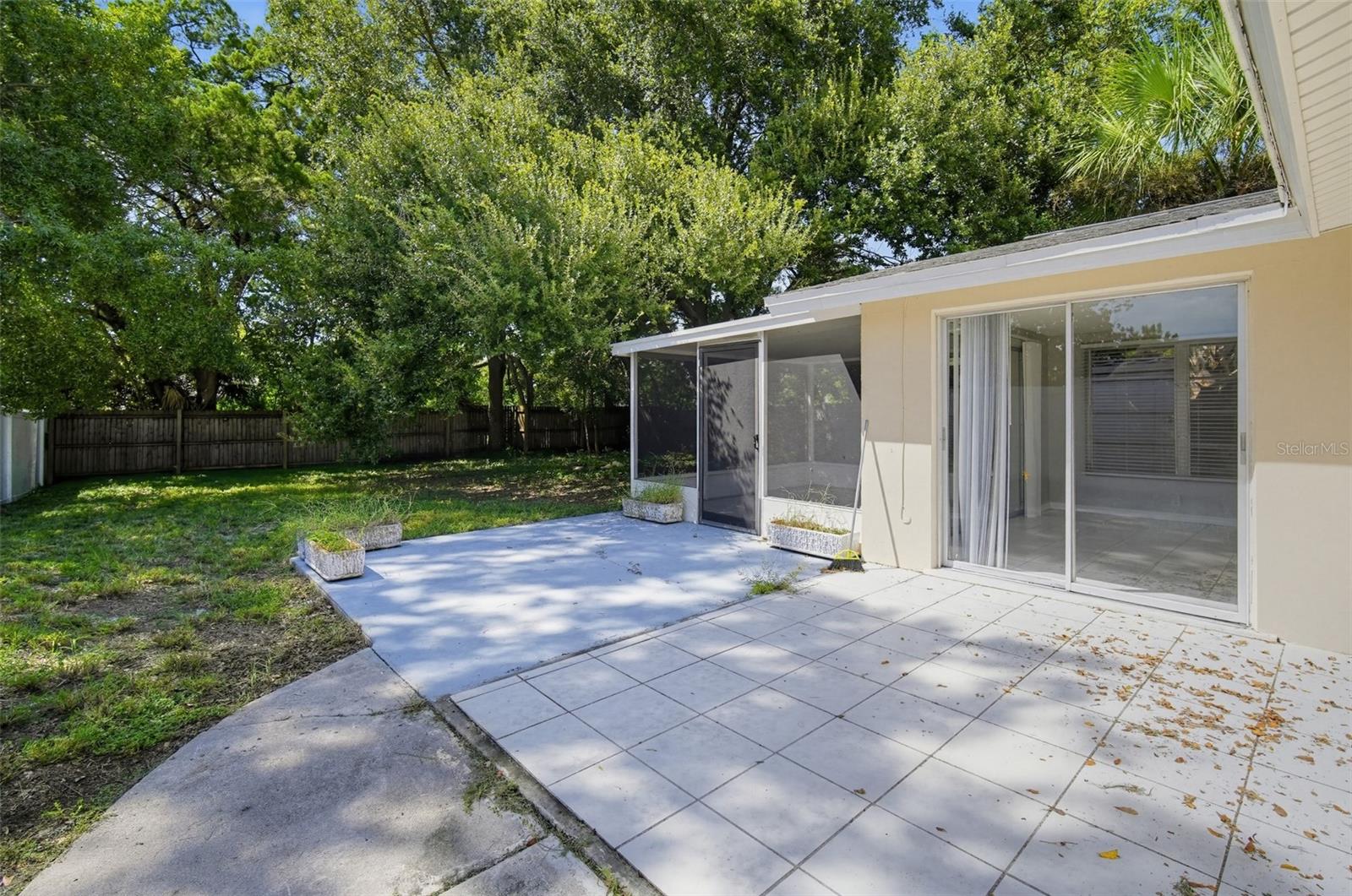 10701 OLEANDER DR — photo 29
