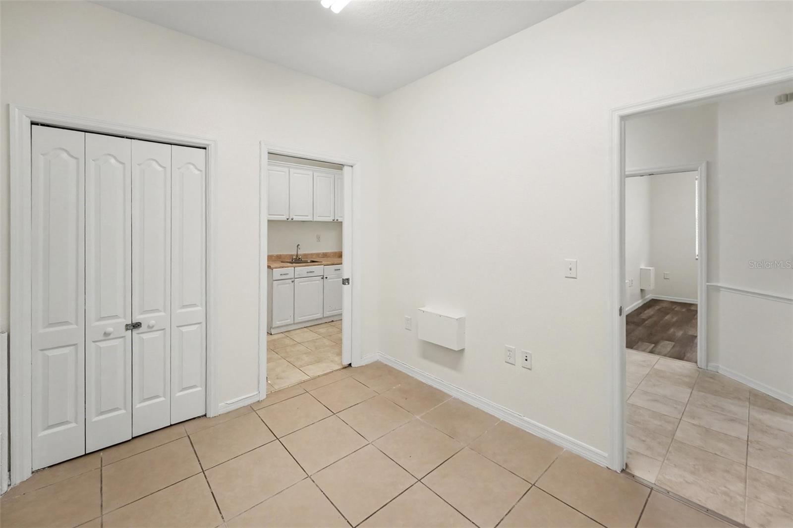 10943 COUNTRYWAY BLVD — photo 20