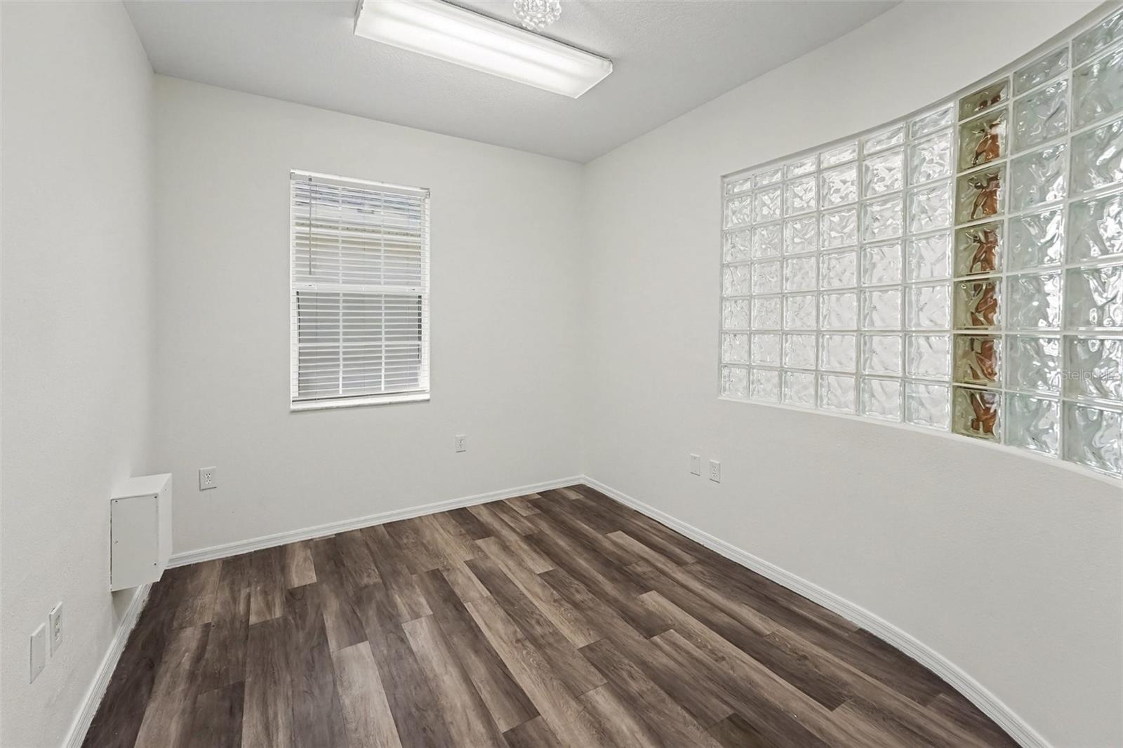 10943 COUNTRYWAY BLVD — photo 13