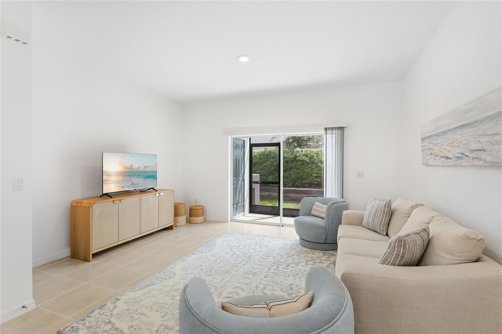 8724 DAYBREAK ST — photo 17