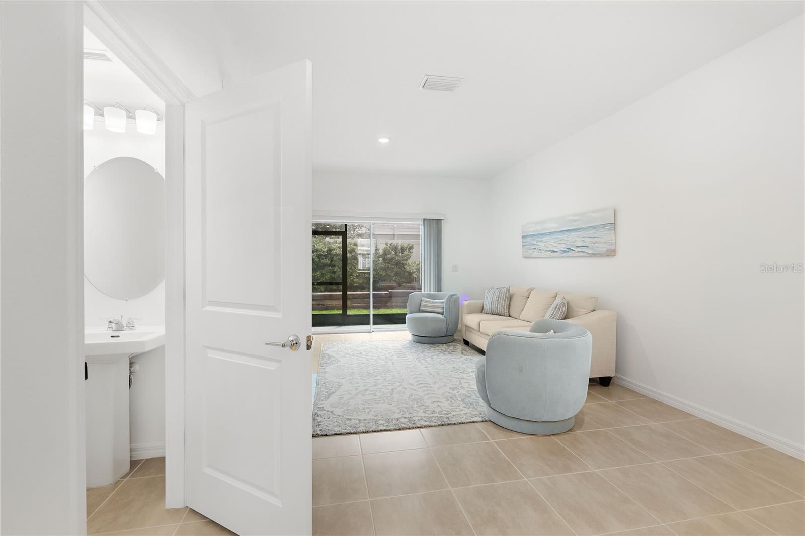 8724 DAYBREAK ST — photo 14