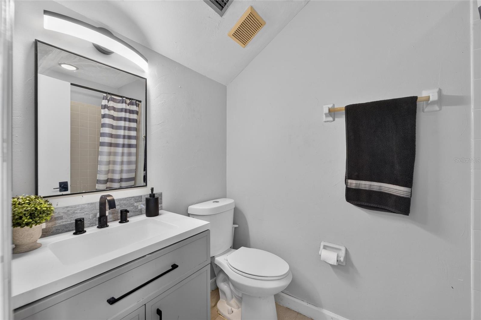5205 OAK CHARTER CT — photo 47