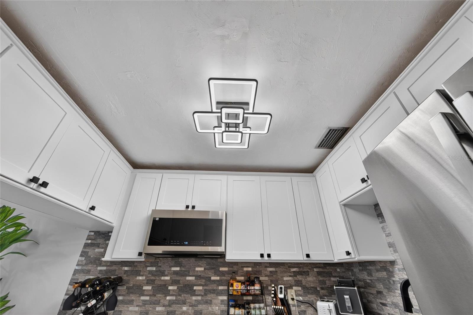 5205 OAK CHARTER CT — photo 16
