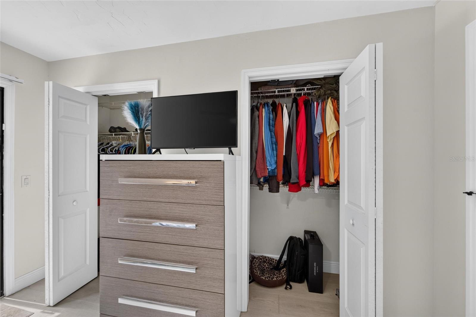 5205 OAK CHARTER CT — photo 37