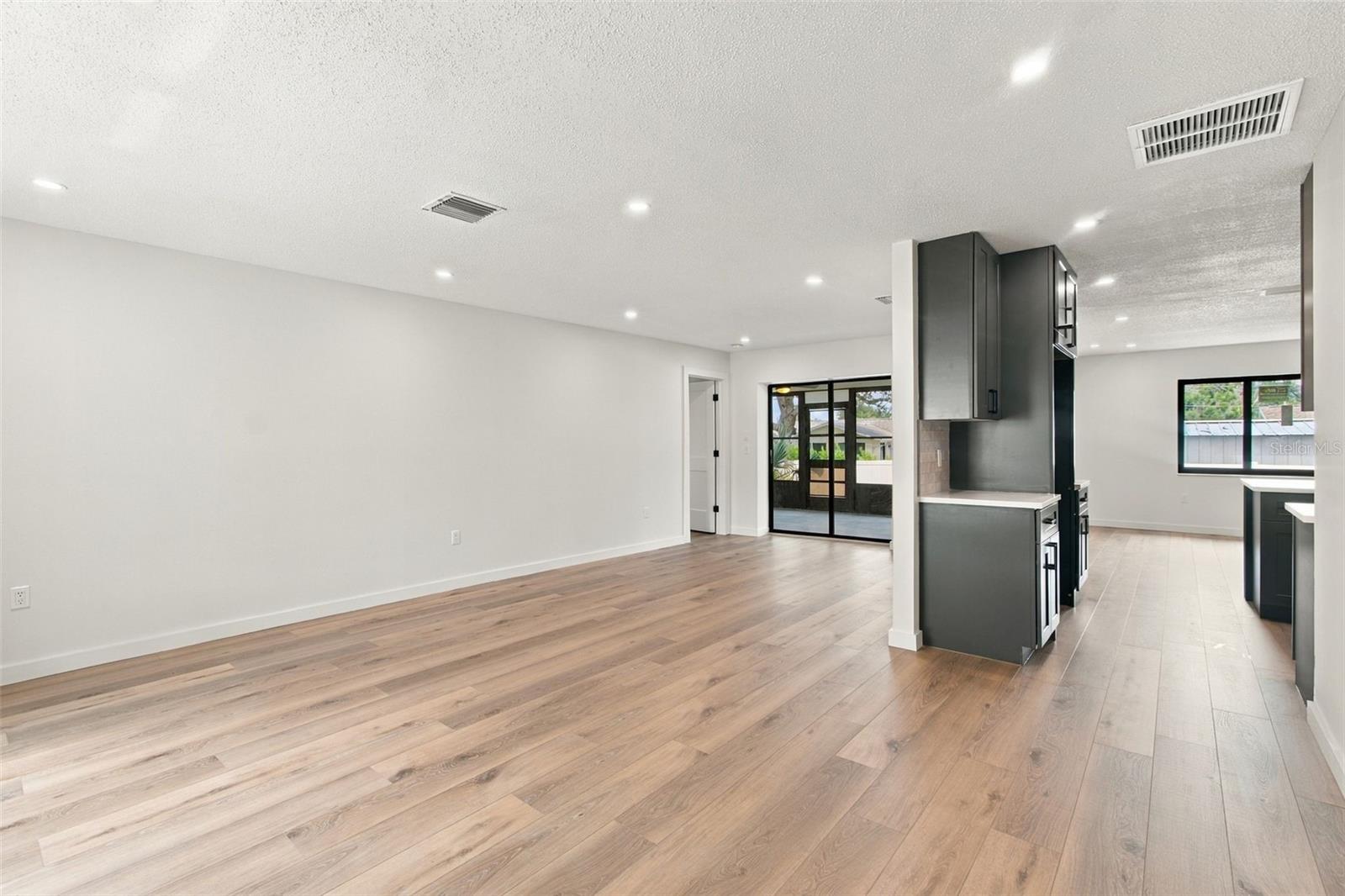 3671 PINE RD — photo 10