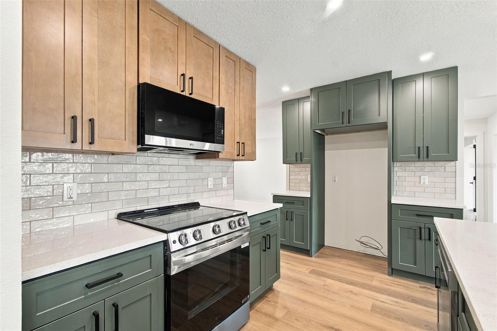 3671 PINE RD — photo 24