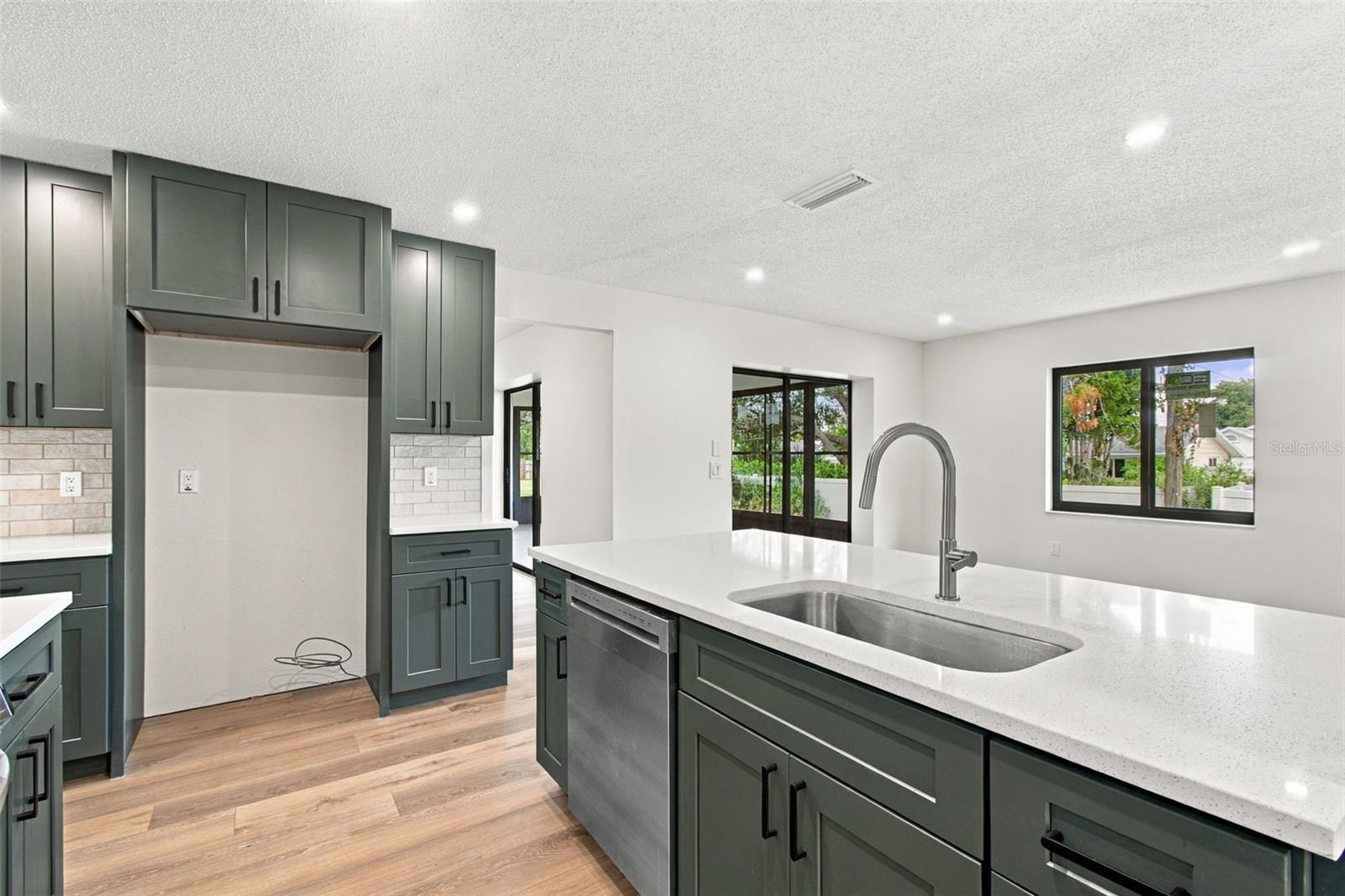 3671 PINE RD — photo 23