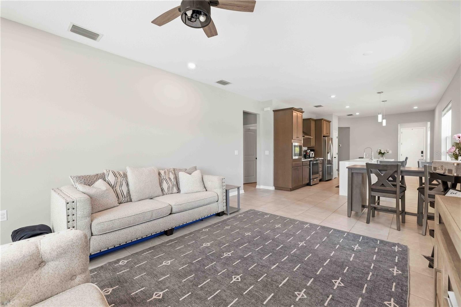 4608 BIRDSONG DR — photo 7