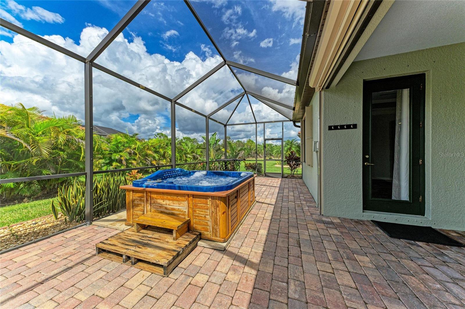 20700 GRANLAGO DR DR — photo 55